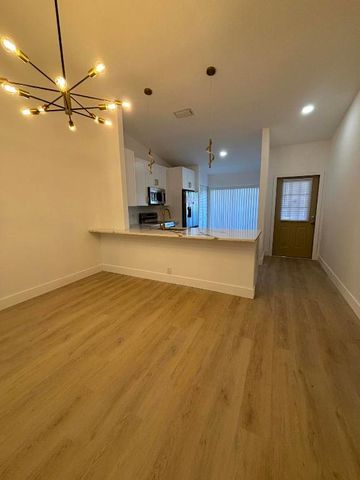 544 Shady Pine Way A, Greenacres, FL 33415