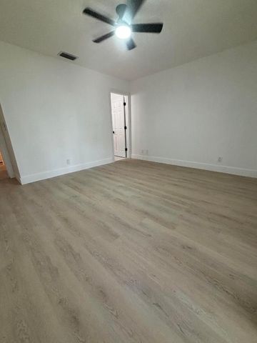 544 Shady Pine Way A, Greenacres, FL 33415