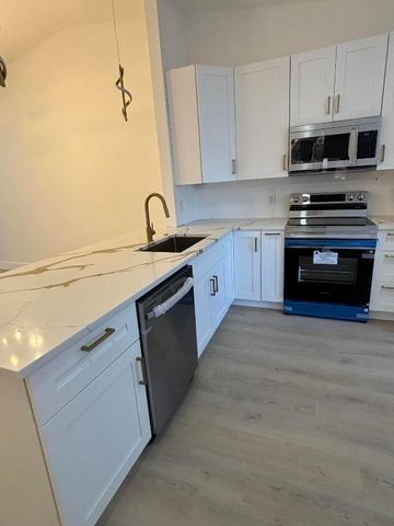 544 Shady Pine Way A, Greenacres, FL 33415