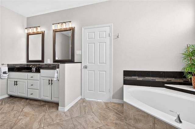 13802 Gunwale Dr, Corpus Christi, TX 78418