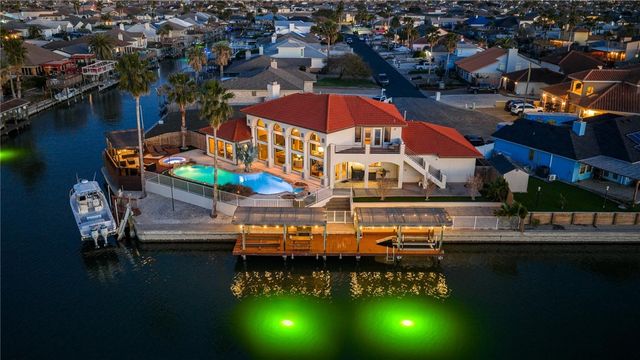 13802 Gunwale Dr, Corpus Christi, TX 78418