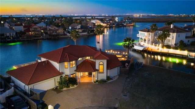 13802 Gunwale Dr, Corpus Christi, TX 78418