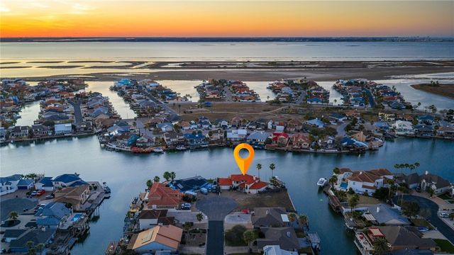 13802 Gunwale Dr, Corpus Christi, TX 78418