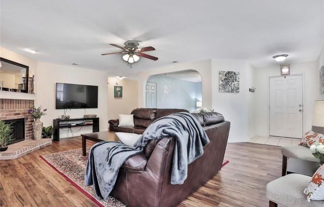 10040 Daly Drive, Fort Worth, TX 76053