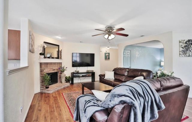 10040 Daly Drive, Fort Worth, TX 76053