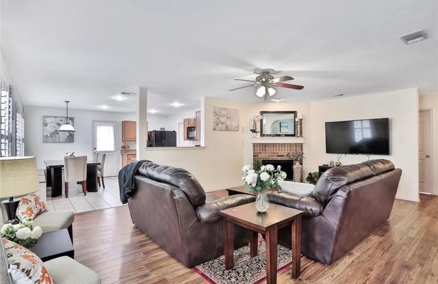 10040 Daly Drive, Fort Worth, TX 76053