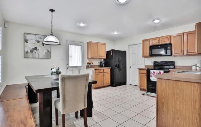 10040 Daly Drive, Fort Worth, TX 76053