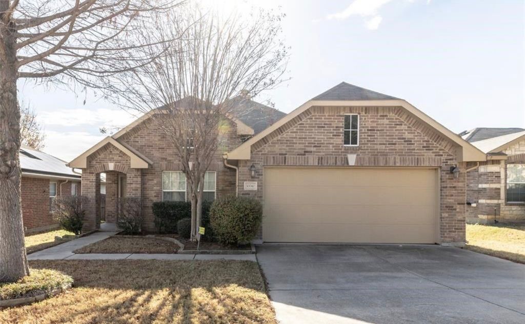 10040 Daly Drive, Fort Worth, TX 76053