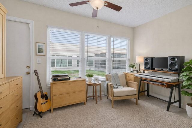 19000 Stewart Circle 4, Boca Raton, FL 33496