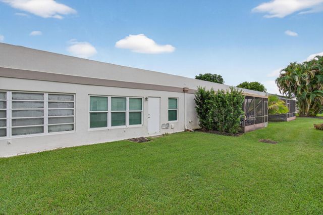 19000 Stewart Circle 4, Boca Raton, FL 33496