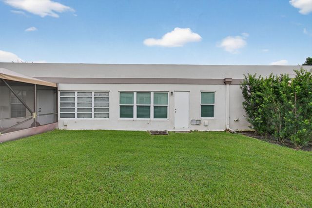 19000 Stewart Circle 4, Boca Raton, FL 33496