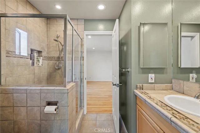 26 Mission Bay Drive, Corona Del Mar, CA 92625