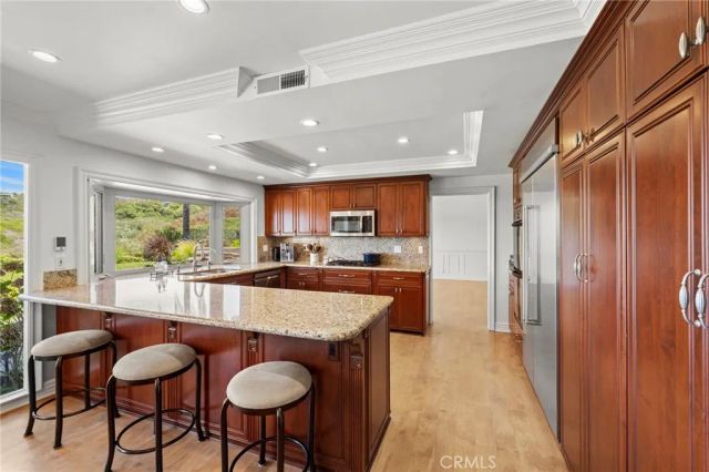 26 Mission Bay Drive, Corona Del Mar, CA 92625
