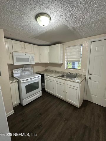 1325 W 25TH Street, Jacksonville, FL 32209