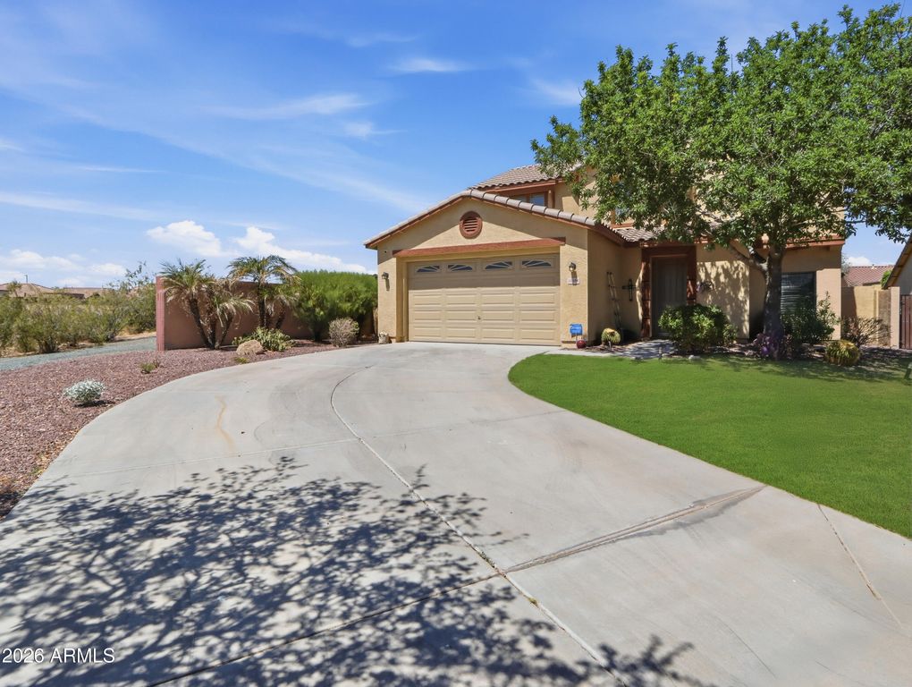 16464 W HONEYSUCKLE Drive, Surprise, AZ 85387 — photo 2