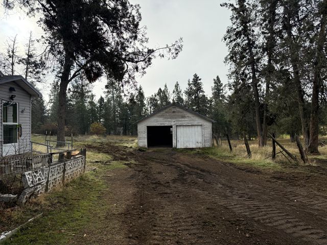 43045 Bridge Street, Fall River Mills, CA 96028