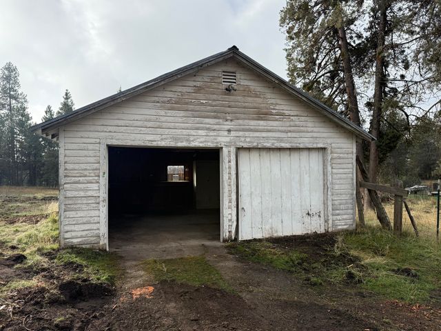 43045 Bridge Street, Fall River Mills, CA 96028