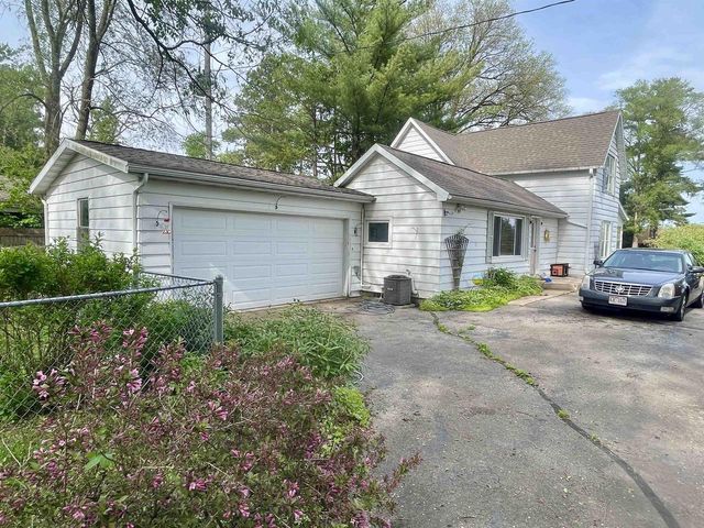 473 N Polk Street, Wyocena, WI 53969