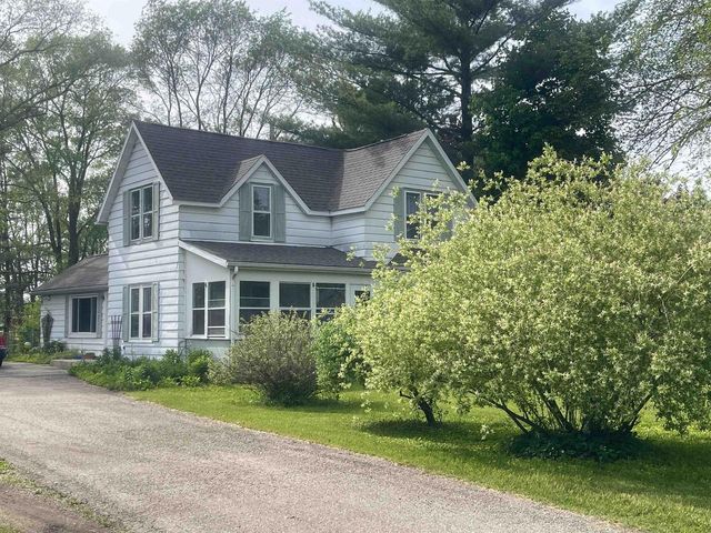 473 N Polk Street, Wyocena, WI 53969