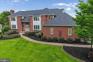 296 HICKORY DR, Kennett Square, PA 19348
