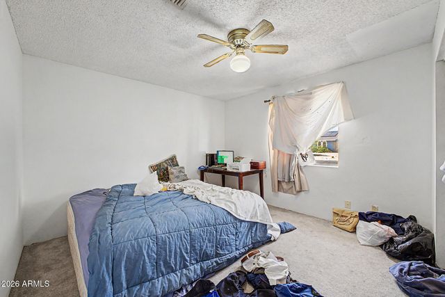 547 E QUAIL Avenue, Apache Junction, AZ 85119