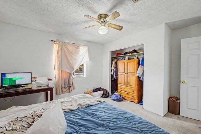 547 E QUAIL Avenue, Apache Junction, AZ 85119
