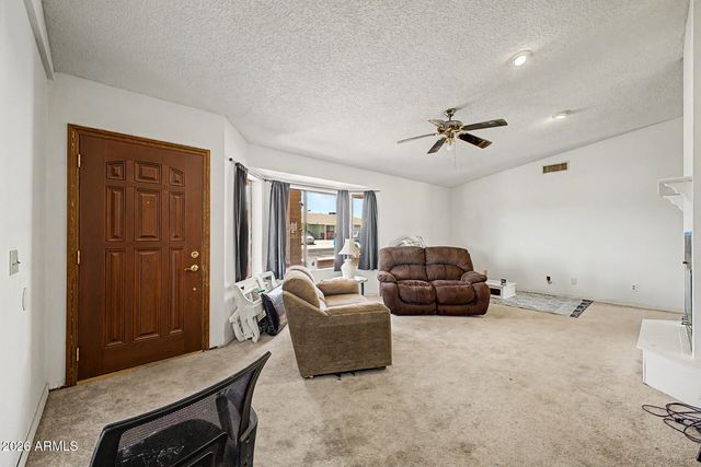 547 E QUAIL Avenue, Apache Junction, AZ 85119