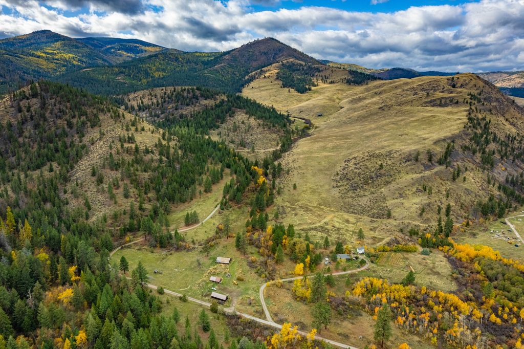 54 W Magpie Creek Road, Dixon, MT 59831 photo 11