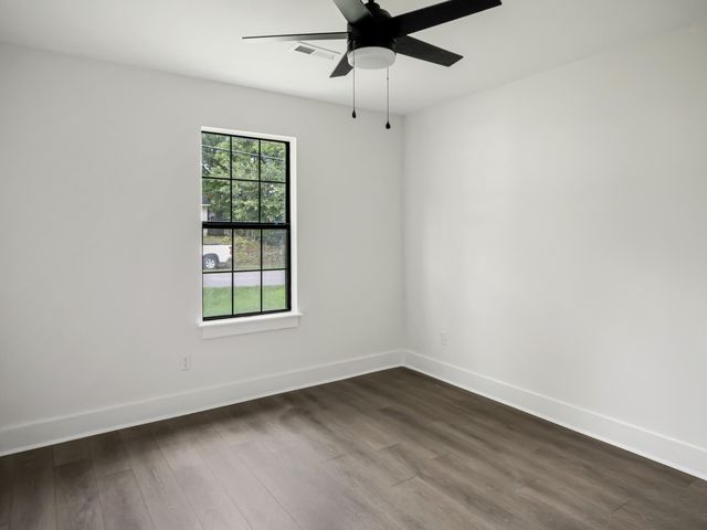 5807 Robinhood Drive, Hanahan, SC 29410