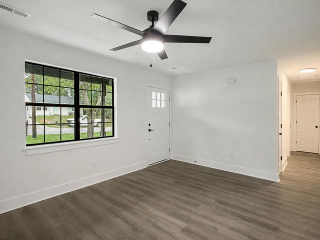 5807 Robinhood Drive, Hanahan, SC 29410