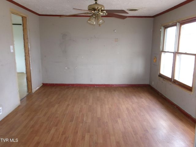 856 Hickory Cove Road, Rogersville, TN 37857