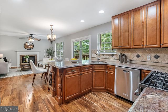 14176 ROCKINGHORSE DR, Woodbridge, VA 22193