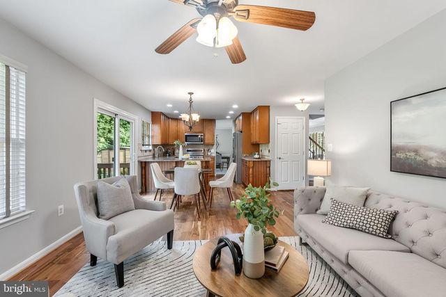 14176 ROCKINGHORSE DR, Woodbridge, VA 22193