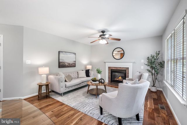 14176 ROCKINGHORSE DR, Woodbridge, VA 22193