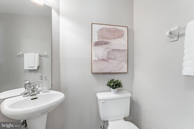 14176 ROCKINGHORSE DR, Woodbridge, VA 22193
