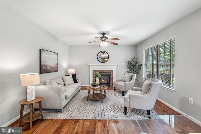 14176 ROCKINGHORSE DR, Woodbridge, VA 22193