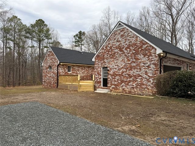 2105 Stavemill Estates Dr, Powhatan, VA 23139