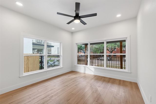 4413 Roseland Street, Houston, TX 77006