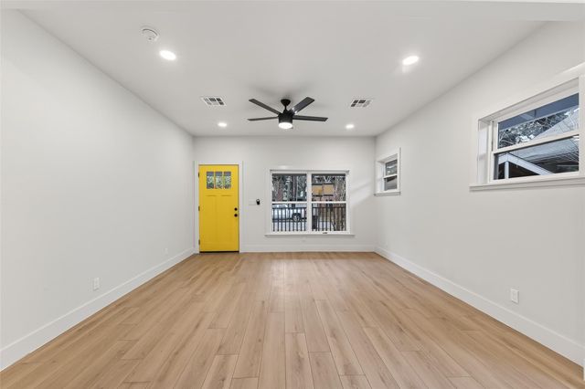 4413 Roseland Street, Houston, TX 77006