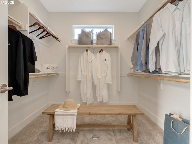 6519 Se POLYANTHA St, Hillsboro, OR 97123