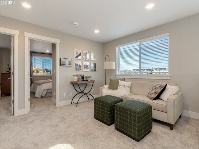 6519 Se POLYANTHA St, Hillsboro, OR 97123