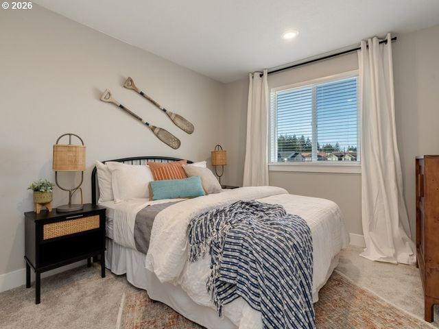 6519 Se POLYANTHA St, Hillsboro, OR 97123