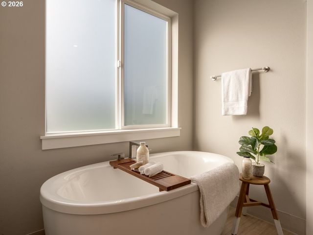 6519 Se POLYANTHA St, Hillsboro, OR 97123