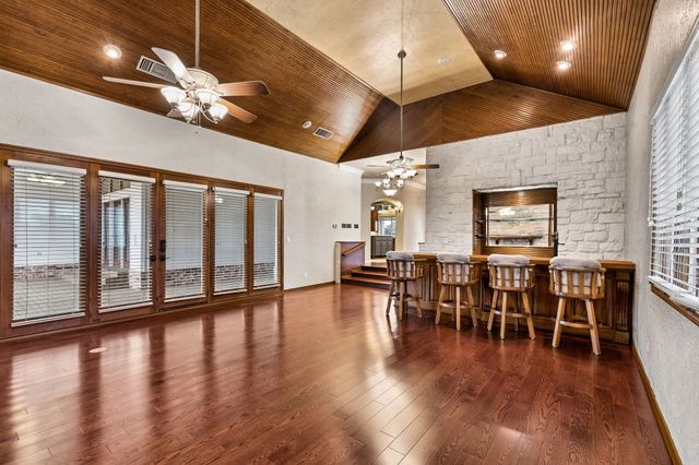 13116 Hillcrest Boulevard, Fort Worth, TX 76244