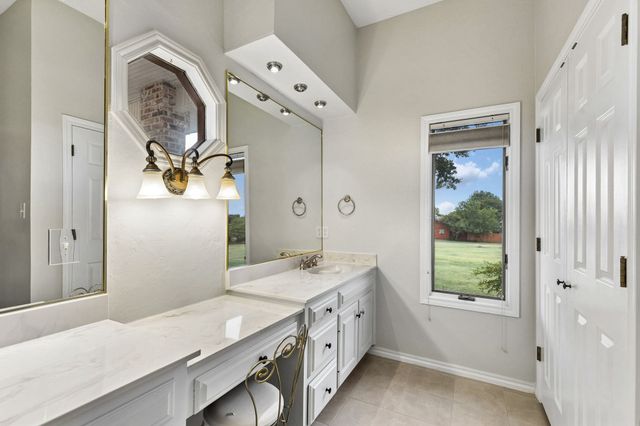 13116 Hillcrest Boulevard, Fort Worth, TX 76244