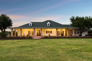 13116 Hillcrest Boulevard, Fort Worth, TX 76244