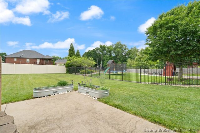 1119 Frontier Trail, Greenville, IN 47124