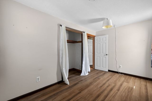 4 Fisher St, Taunton, MA 02780