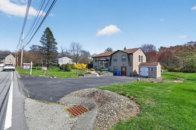 4 Fisher St, Taunton, MA 02780