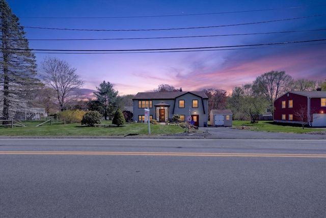 4 Fisher St, Taunton, MA 02780